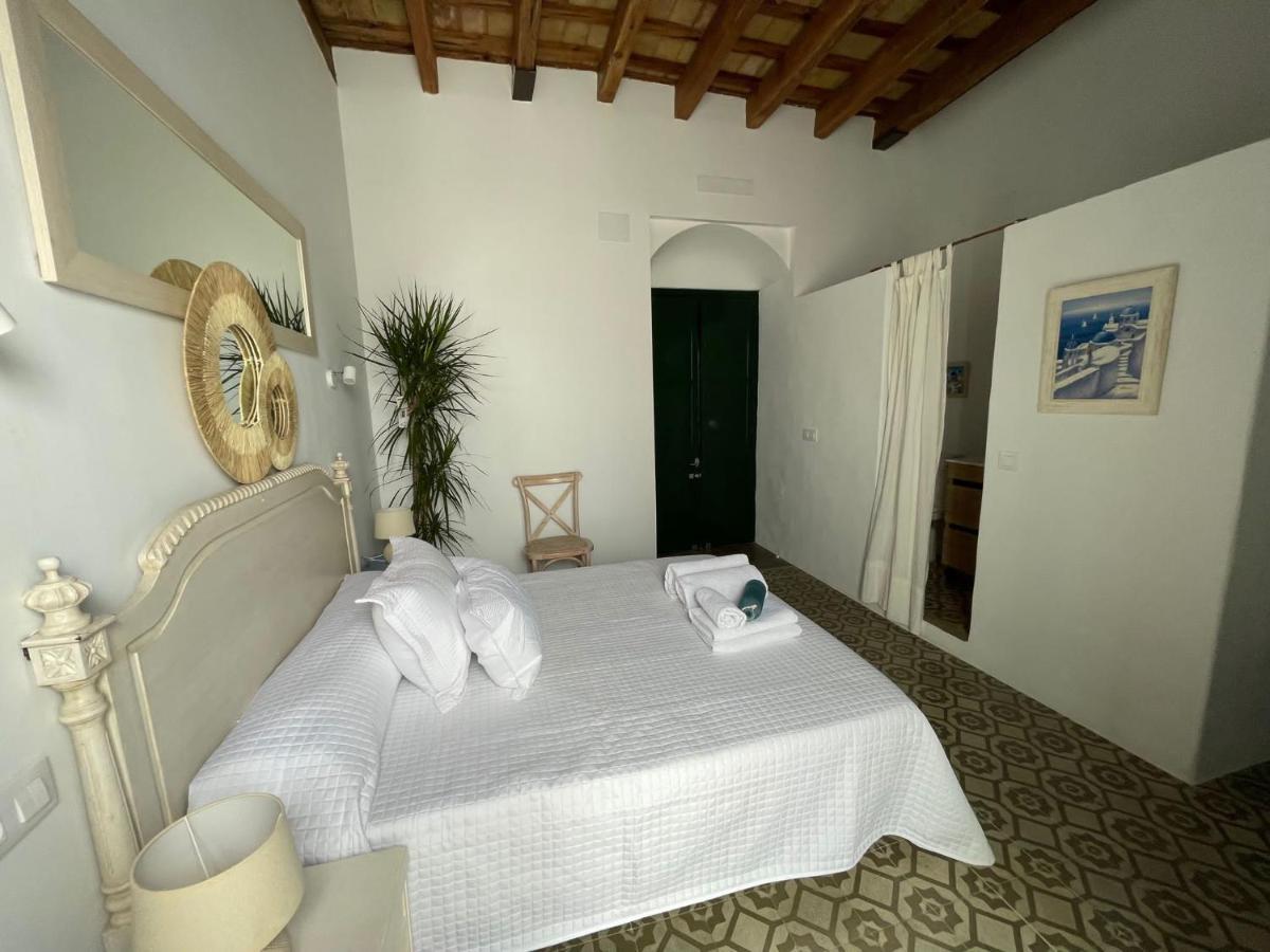 Dona Lola Rooms Conil de la Frontera Kültér fotó